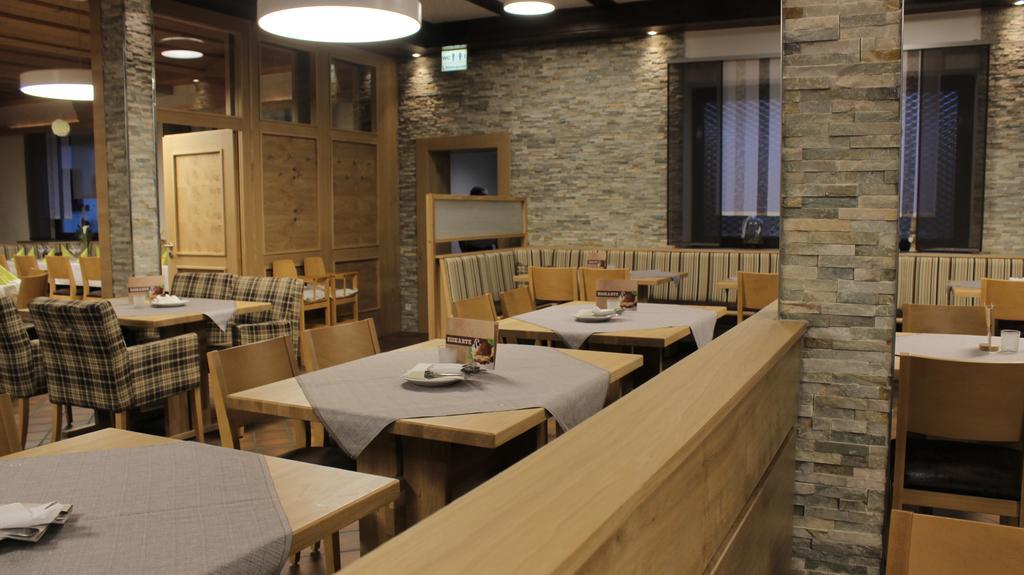 Gasthof Zur Krone Leidersbach エクステリア 写真