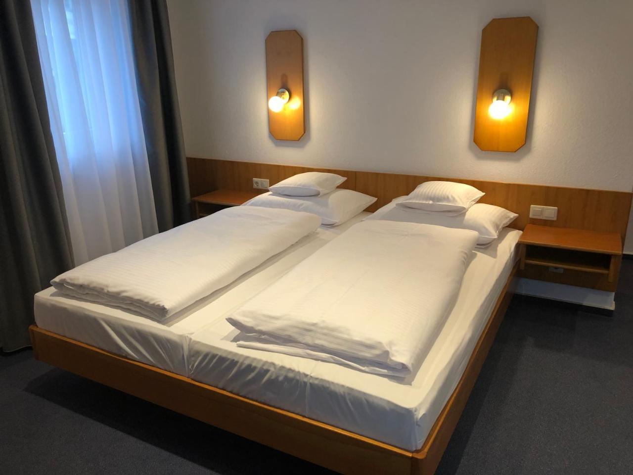 Gasthof Zur Krone Leidersbach エクステリア 写真