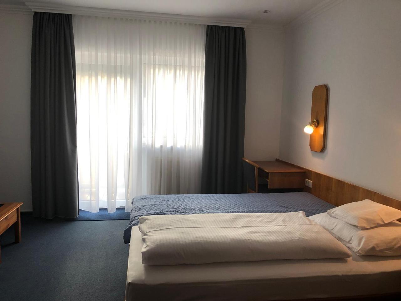Gasthof Zur Krone Leidersbach エクステリア 写真
